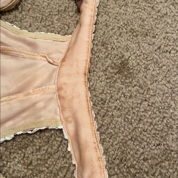 PrettyLittleThing White/Nude Halter top Lace Dress - Picture 8 of 8